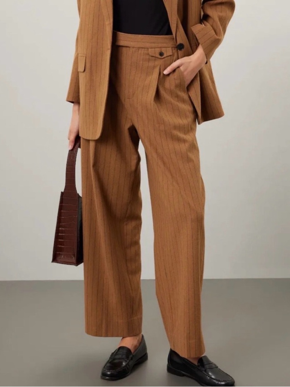 Madewell Rosedale High-Rise Straight
Pant in Pinstripe, Fallen Timber, Sz 4